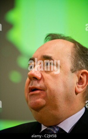 Alex Salmond startet das SNP-Manifest für das schottische Parlament Wahlen 2011. Stockfoto