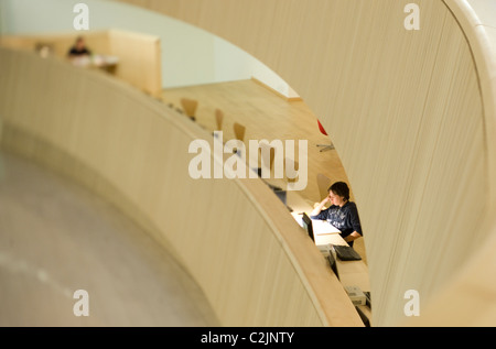 Die Bibliothek des Rechtsinstituts der Universität Zürich, Schweiz Stockfoto