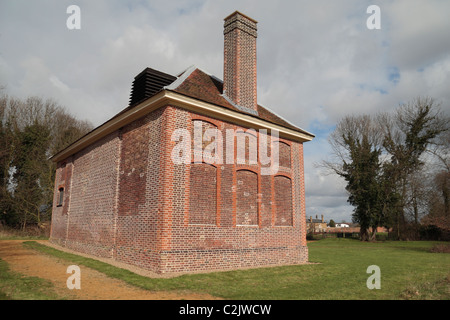 Das Brauhaus nach Restaurierung in Bushy Park, Hampton Court Road, Hampton, Middlesex, Großbritannien. Stockfoto