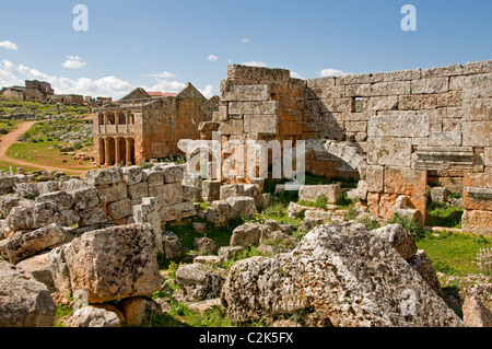 Serjilla, Syrien, Tote Stadt, enthält etwa, 700 Seiten, Jebel Riha, in der Nähe von Hama und Aleppo, 473 n. Chr., römisch, byzantinisch, Hayat Tahrir al-Sham, 5. Jahrhundert, Stockfoto