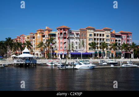 Naples Bay Front und Marina Stockfoto