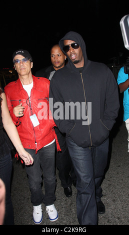 Jimmy Iovine und Sean "P. Diddy" Combs Mercedes-Benz Herbst 2008 LA Fashion Week Smashbox Studios - Ashley Paige Sammlung Stockfoto