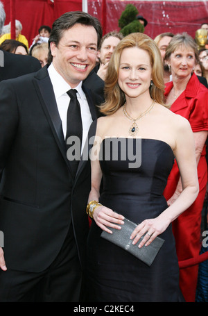 Gast und Laura Linney 80. Annual Academy Awards (Oscars) - Ankünfte Los Angeles, Kalifornien - 24.02.08 Stockfoto