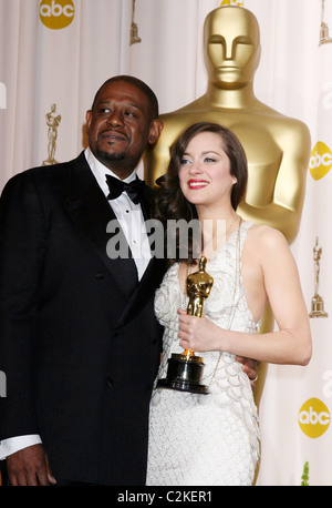 Marion Cotillard und Forest Whitaker den 80. Annual Academy Awards (Oscars) - Presse Raum Los Angeles, Kalifornien - 24.02.08 Stockfoto