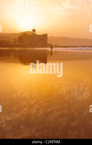 Sonnenuntergang am Las Canteras Strand auf Gran Canaria Stockfoto