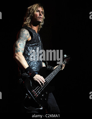 Duff McKagan von Velvet Revolver erklingt in Brixton Carling Academy London, England - 25.03.08 Stockfoto