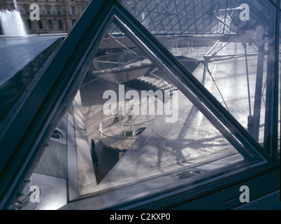 Pyramide, Louvre, Paris, 1989 Stockfoto