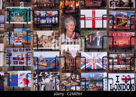 London-Postkarten zum Verkauf. 2011. Stockfoto