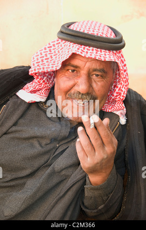 Syrien-Wüste Badiyat al Sham Bauernhof Schafe Kultur Beduinen Beduinendörfern Mann Frau syrischen Nahost Stockfoto