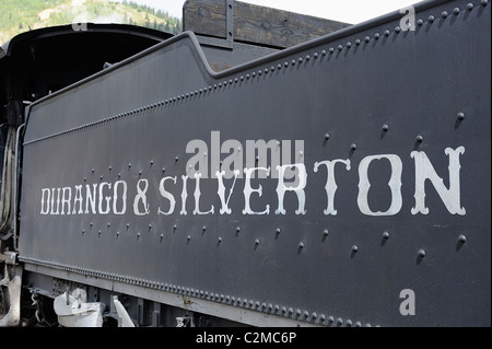 Ein Holzkohle Auto auf der Rückseite Zug Dampflok, bei der Eisenbahn zwischen Durango und Silverton, Colorado, USA. Stockfoto