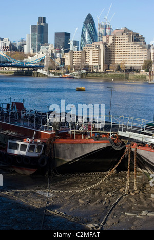 Die Themse und die Stadt von Bermondsey. Stockfoto