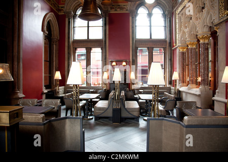 Gilbert Scott Restaurant St Pancras Hotel, London, Vereinigtes Königreich. Foto: Jeff Gilbert Stockfoto