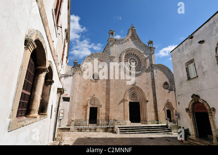 Ostuni. Puglia. Italien. Spät 15. C Dom / Dom. Stockfoto