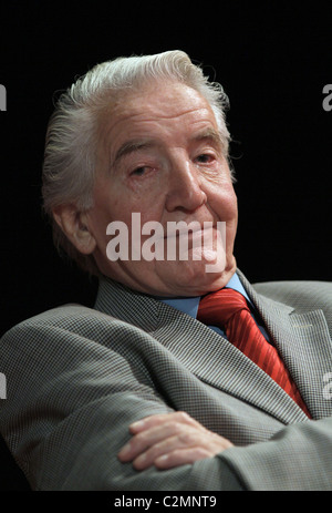 DENNIS SKINNER MP LABOUR PARTY BOLSOVER 29. September 2010 MANCHESTER Stadtzentrum von MANCHESTER ENGLAND Stockfoto