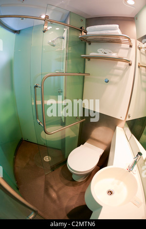 Moderne Design-Badezimmer in einem hotel Stockfoto