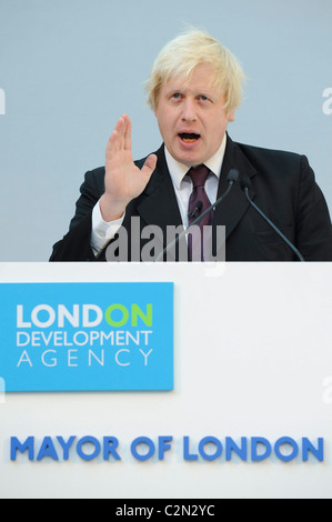 Boris Johnson besucht eine Konferenz über Londons wirtschaftlichen Ruf am Royal Opera House, London, 9. Juli 2009. Stockfoto