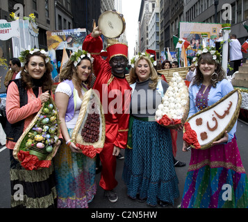 2011: persische Parade, Madison Avenue, New York City. Stockfoto