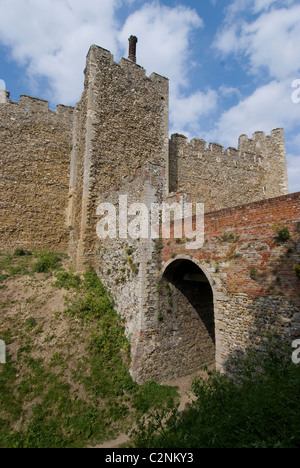 Framlingham Castle, eine Festung aus dem 12. Jahrhundert, die Zuflucht von Mary Tudor, bevor sie Königin 1553, Suffolk, England wurde Stockfoto