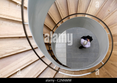 Wendeltreppe, Schule für Informatik, Potterrow, Universität von Edinburgh. Stockfoto