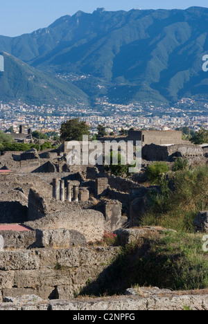 Blick auf die Ruinen der antiken römischen Stadt Pompeji, Kampanien, Italien Stockfoto