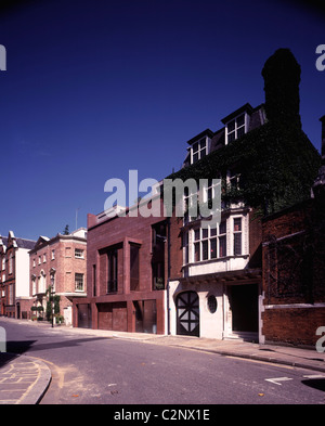 Privathaus TF, London. Allgemeine Straßenansicht tagsüber Exterieur. Stockfoto