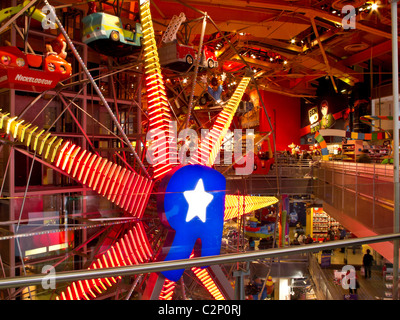 Interieur, Toys R Us, Riesenrad, Times Square, New York Stockfoto