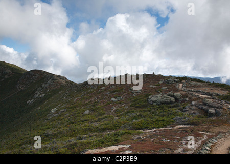 Franconia Ridge Trail in den White Mountains, New Hampshire USA aus kleinen Heuhaufen Berg. Stockfoto