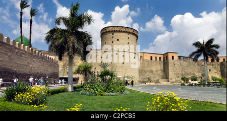 Die Zitadelle des SALADIN, auch genannt Al-Qala befindet sich neben dem Mohammed Ali Mosque in Kairo. Es ist eine ummauerte Festung an der Spitze Stockfoto