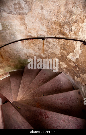 Alten Spirale Treppen in Burg Stockfoto