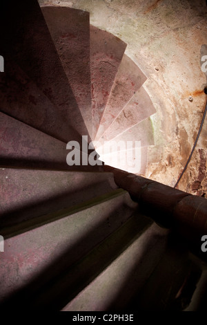 Alten Spirale Treppen in Burg Stockfoto