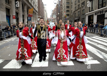 2011: persische Parade, Madison Avenue, New York City. Stockfoto