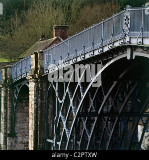 Eisenbrücke. Detailansicht der Eisen-arbeiten. 1779 Stockfoto