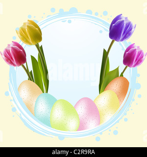 Gesprenkelte Ostereier und Tulpen im Inneren einen blauen Rand Stockfoto