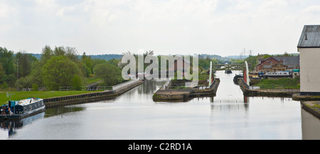 Stanley Fähre auf Aire und Calder Navigation Stockfoto