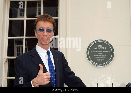 Robin Gibb The Bee Gees blaue Plakette am Brook Street, organisiert von der Heritage Foundation London, England - 10.05.08 Stockfoto