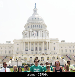 Jane Carrey, Jenny McCarthy und Jim Carrey führen die "Green unsere Impfstoffe" März, Rallye und Pressekonferenz im Capitol Stockfoto