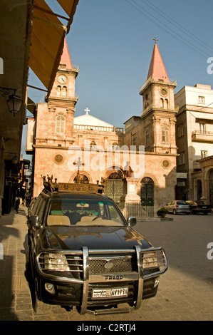 Leichenwagen maronitische Kathedrale Aleppo Basar Souk Souk Markt Town City Syrien syrische Naher Osten Stockfoto