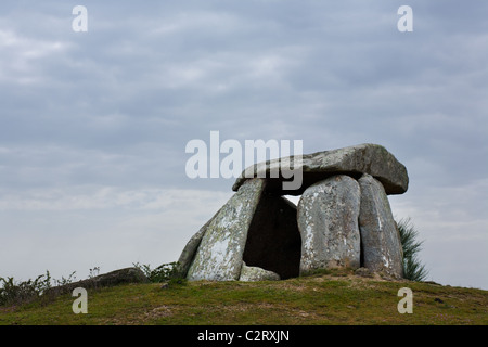 Anta Tapadåo, ein neolithischen Dolmen (Grabkammer) in der Nähe von Aldeia da Mata in Alentejo Region von Portugal Stockfoto