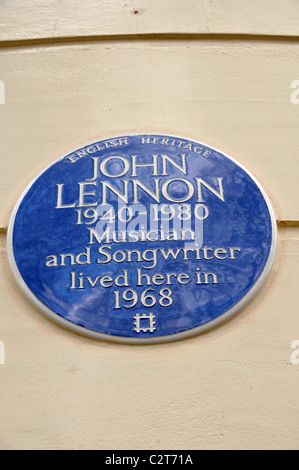 John Lennon-Beatle Montagu Square blaue Plakette lebten hier 1968 Hippie Yoko Ono Peace protest Stockfoto