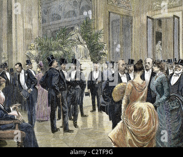 Bürgerlichen Familien im Foyer des Theaters Francais. Farbiger Kupferstich aus dem Jahr 1885. Stockfoto