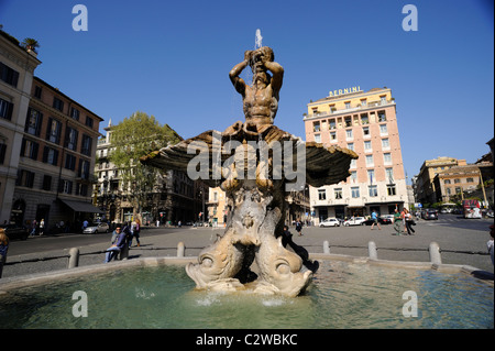 Italien, Rom, Piazza Barberini, Tritonbrunnen Stockfoto