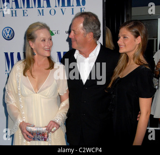 Meryl Streep und Gäste, die die New Yorker Premiere von "Mamma Mia!" im Ziegfeld Theatre New York City, USA - 16.07.08 Stockfoto