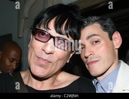 Joey Arias und Ruben Toledo besuchen "The Couture Rat des Museums im FIT feiert Isabel Toldeo" New York City, USA- Stockfoto