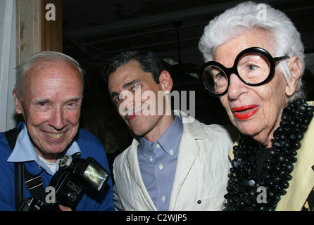 Bill Cunningham, Ruben Toledo und Iris Apfel besuchen "The Couture Rat des Museums im FIT feiert Isabel Toldeo" neu Stockfoto