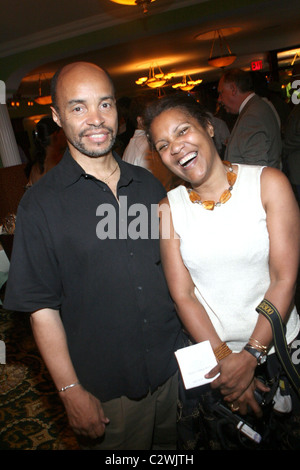 Jeff Burns und Margo Jordan Teilnahme an der feierlichen Eröffnung für Gran Piatto d ' Oro Restaurant in Harlem, New York City. New York Stockfoto