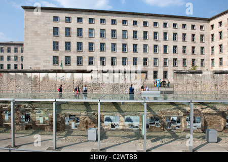 Neue Messe am Topographie des Terrors der Stelle des ehemaligen Gestapo-Polizeipräsidium in Berlin Deutschland Stockfoto