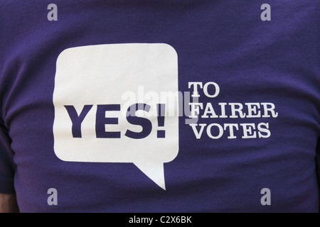 Ein T-shirt-Design, die "Ja" Stimmen für das Alternative Abstimmung Referendum in Großbritannien am 5. Mai 2011 zu fördern. Stockfoto