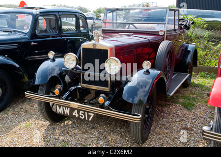 de Havilland Aircraft Erbe Zentrum Museum, Morris Autos Tag 1929 1,8 l 2 Dr. Morris Cowley Flatnose Cabrio Stockfoto