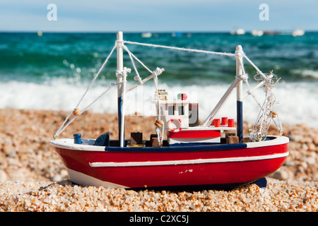 Fischerboot am Strand Stockfoto