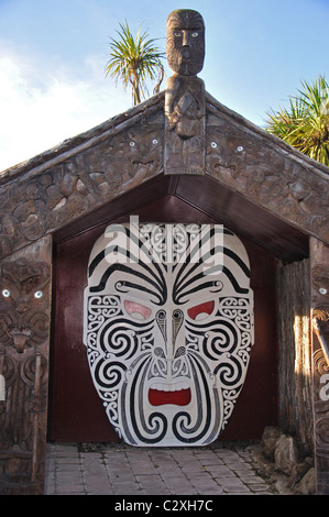 Eingang zur Hölle ist Tor und WaiOra Spa, Rotorua, Region Bay of Plenty, Nordinsel, Neuseeland Stockfoto